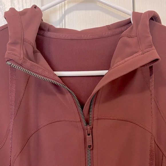 Lululemon| Hooded Define Jacket(Nulu) - Picture 5 of 9